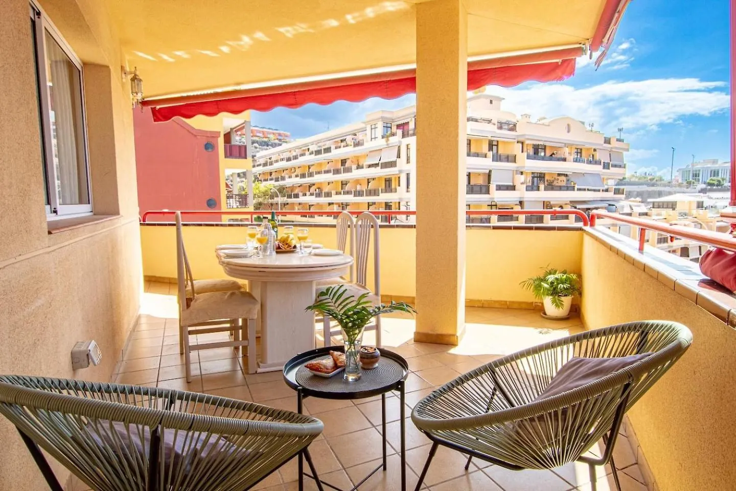 Large Terrace Jardin Apartment プエルト・デ・サンティアゴ