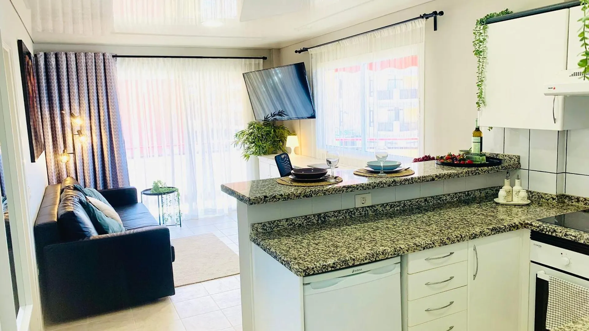 Large Terrace Jardin Apartment プエルト・デ・サンティアゴ